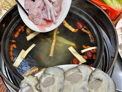 -濠轩阁特色生蚝火锅总店