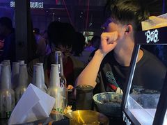 -808 LiveHouse