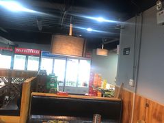 -何氏串串香火锅(翠亨店)