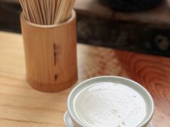 花生杏仁糊-周大娘牛乳(旧寨古村总店)