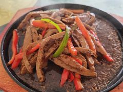 铁板牛肉-天天向上素食餐厅(五台山店)