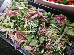 香菜牛肉-嘿嘟嘟·肋条烧肉放题(爱融荟城店)