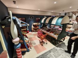 -奈尔宝家庭中心·亲子餐厅(华采天地店)