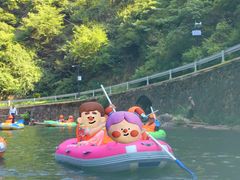 -安吉龙王山峡谷漂流