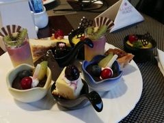 慕斯和蛋糕-华美达酒店-无国界自助餐厅