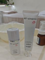 -苗方清颜专业祛痘·皮肤管理