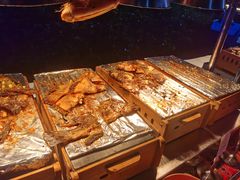 -亚龙湾希尔顿自助餐厅·海鲜·烧烤·沙滩BBQ·现场乐队