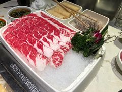 -海底捞火锅鲜切牛肉主题店(长寿路店)