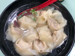 咸蛋黄馄饨-食惠里小笼包面馆(越秀店)