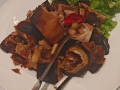 -海派美食·家宴海鲜青岛菜·石锅鲽鱼头(东方城店)