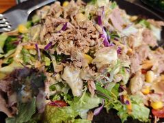 金枪鱼牛油果拌饭-云阁餐吧(西丽店)