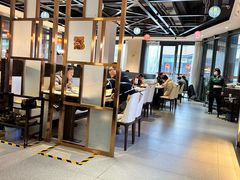 -煲王粤菜餐厅(中侨中心店)