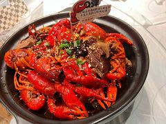 -巴厘龙虾·榜首油焖大虾(音乐学院·沿江酒馆店)