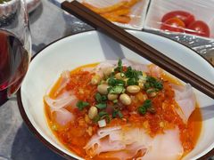 西红柿酱卷粉-野山舂·贵州现舂酸汤牛肉(民生路店)