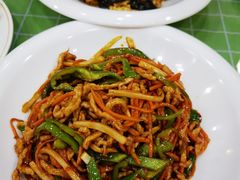 -津鲁园饭店