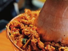 -炉小二铜锅牛蛙•川湘菜(三里屯店)