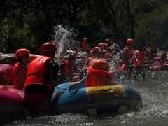 -雅鲁激流探险漂流