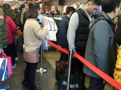-NIKE上海青浦换季优惠店