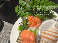 三文鱼刺身-山上下日本料理(万象城店)