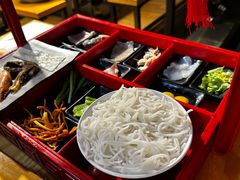 -勺子米线·云南传统小吃市集(四方街店)