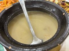 -鹤乡东北菜(崮山路店)