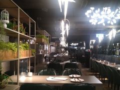 -Oasis Bar & Grill