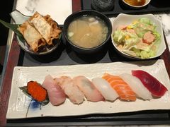 -家贺屋刺身寿司专门店