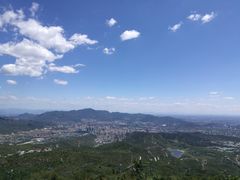 -定都峰
