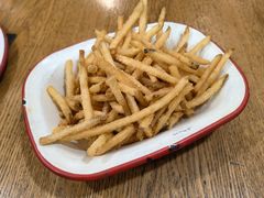 -Tube station站点比萨(王府井百货店)