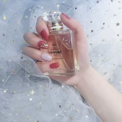 -蜜丝卡伦美甲美睫连锁