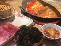 -巴卤社老火锅(财富店)
