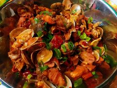 蛤蜊炒鸡-红尘酒肉小馆