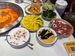 摸奶牛肉-卤校长重庆火锅(国兴店)