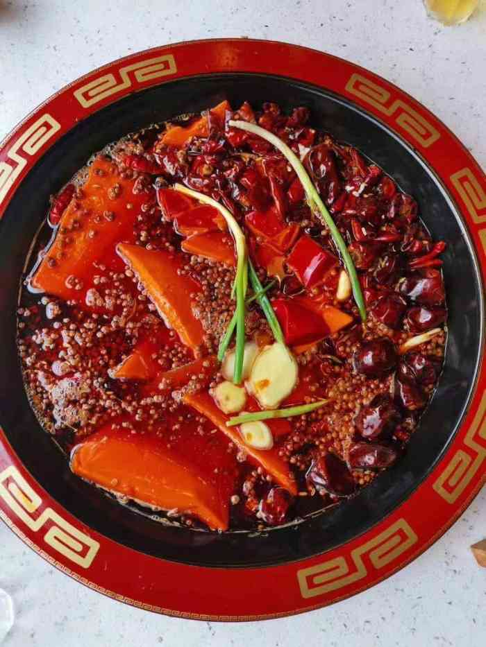 麻辣余香鲜货火锅-"买了秒杀套餐,五个人八个荤,五个菜118.