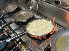 -无名氏宵夜小摊(祝家三姐妹馄饨店)