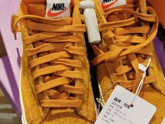 -唯品会(北京国瑞城店)