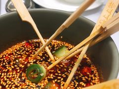 -红鼎豆捞·非遗鲍皇汤火锅(宝丰路店)