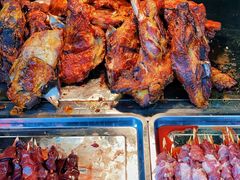 -艾力江和田馕坑烤肉店