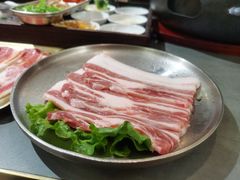 -围炉肉舍•炭烤活鳗•丹东海鲜烤肉(步行街店)