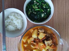 -懒熊月嫂中心(金鸡湖店)