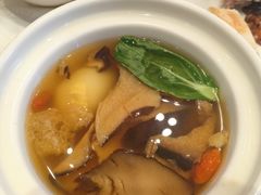 -夏联福记大酒店-停车场