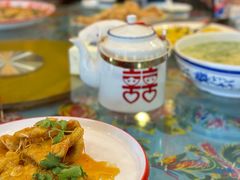-闯关东东北农家菜(崂山石老人店)