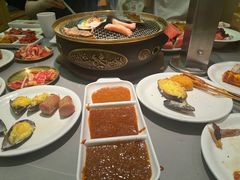 -山焱·炭火自助烤肉(周浦万达店)