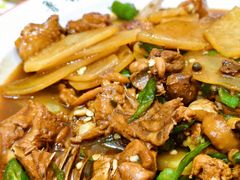 -鲁南仔·滕州炒鸡(经三路店)