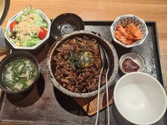 烧肉石锅拌饭-炼火烤肉店