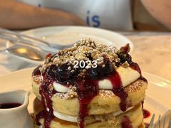 -ROAST coffee & eatery