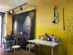 -志龙皇冠吃货椰子铺