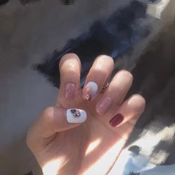 -睫乐园•睫公馆•美睫美甲沙龙