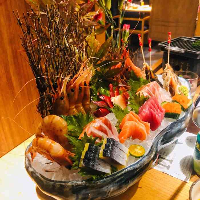 虹料理(维景店)-"维景国际酒店1楼的一家日料.性价比真的很.