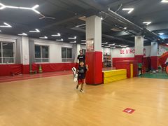 -悦动体能篮球羽毛球网球(三里河店)